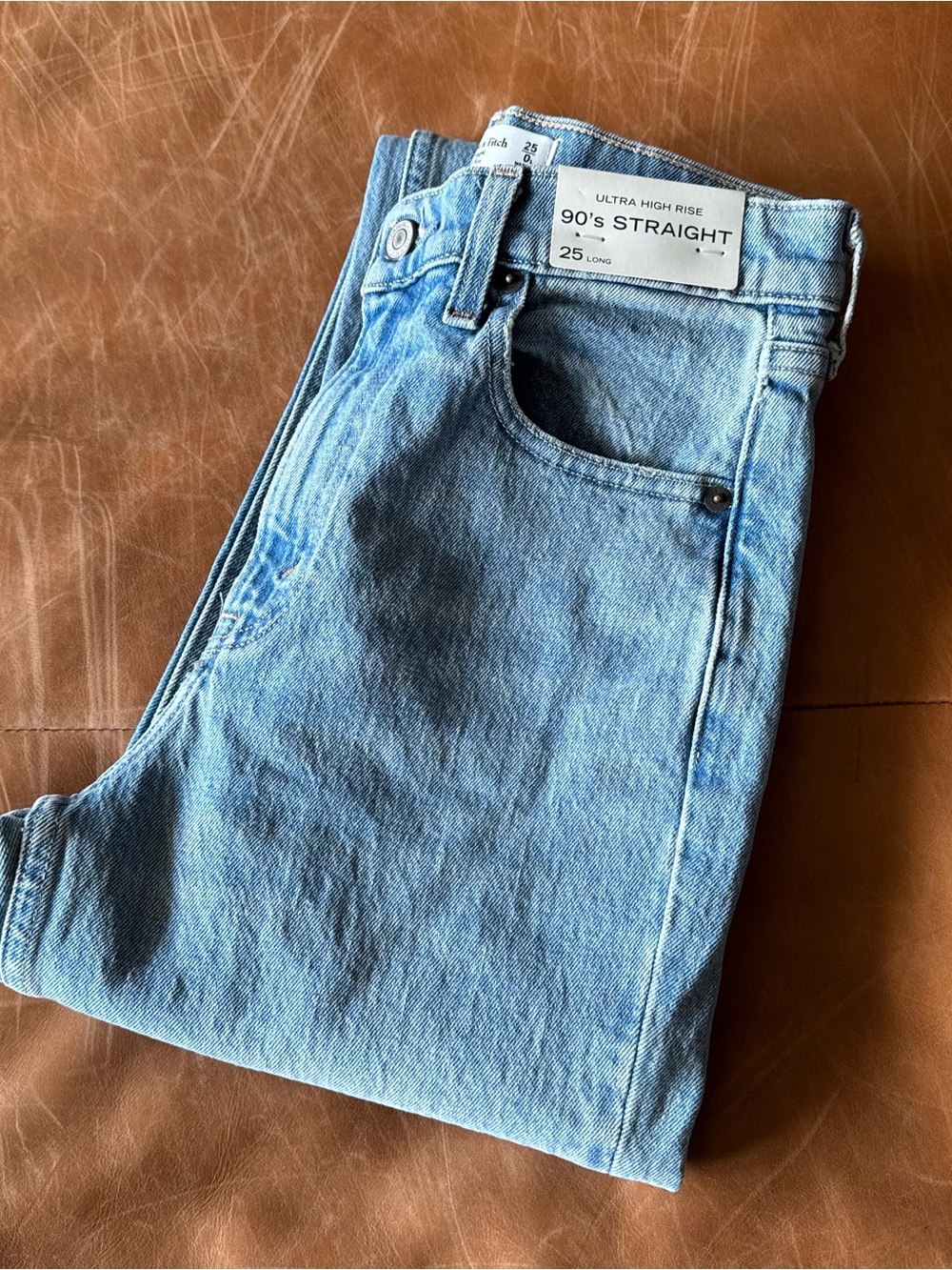 A&F 90's Straight Ultra High Rise Jeans